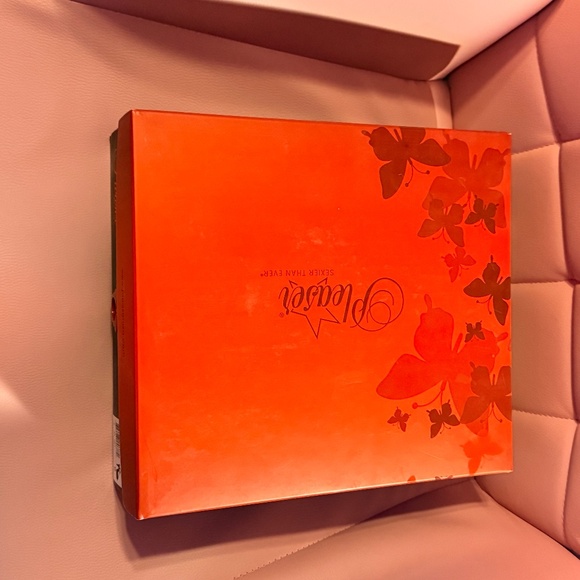 7" Pleaser Black Platform Sandals - Size 9 - Picture 4 of 6